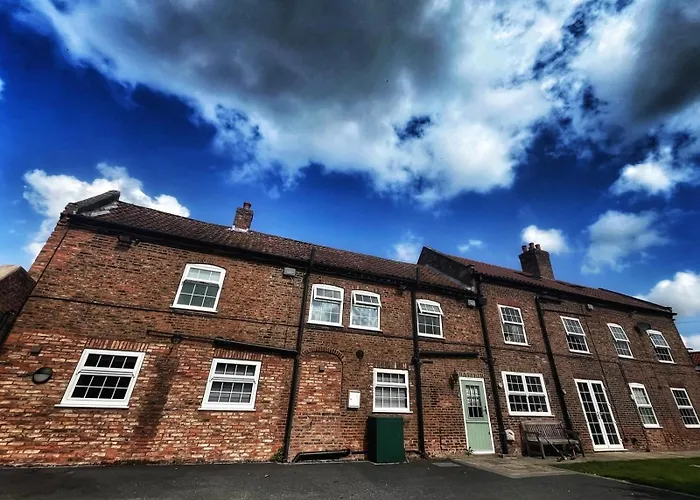 Maypole Farm, Cawood